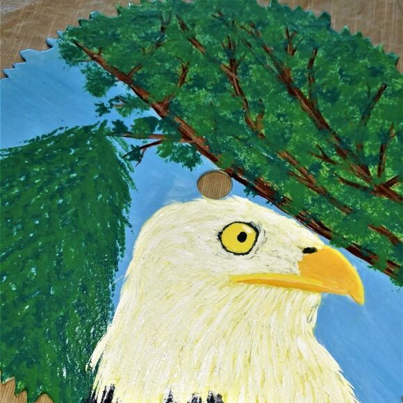Hand Crafted American Bald Eagle Painting On 10" Saw Blade - Picture 7 of 9